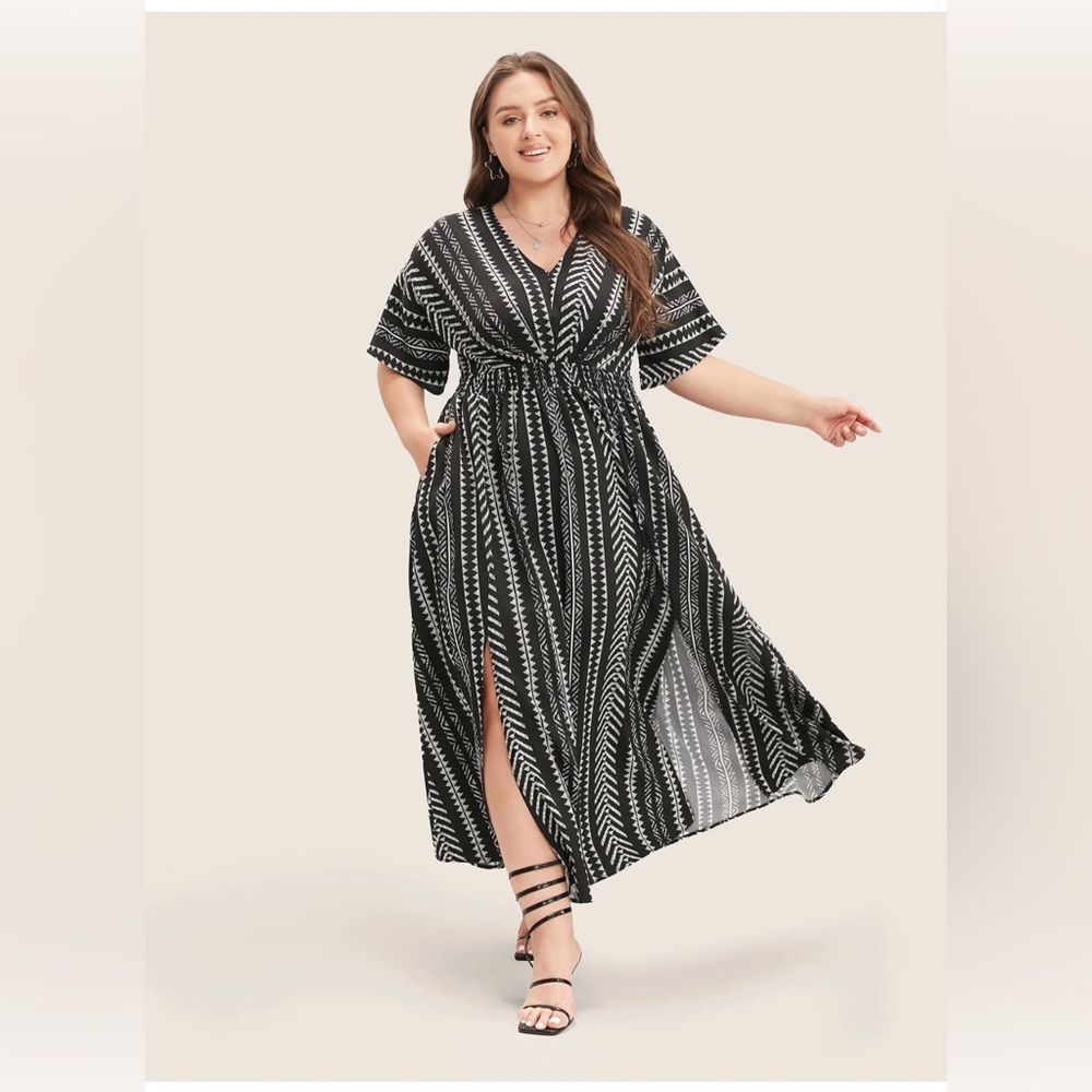NWT Geometric Dolman sleeve maxi dress 18/20 🌸🌺🌹136